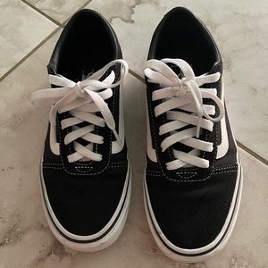 Vans old skool women’s sneakers